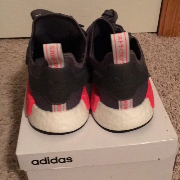 Adidas NMD R1 - Picture 3 of 6